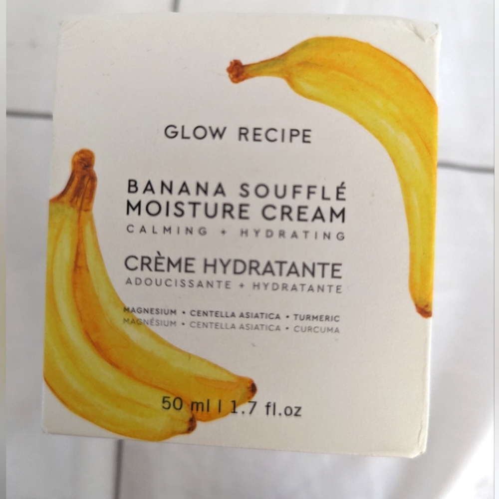 Glow recipe banana souffle moisture cream